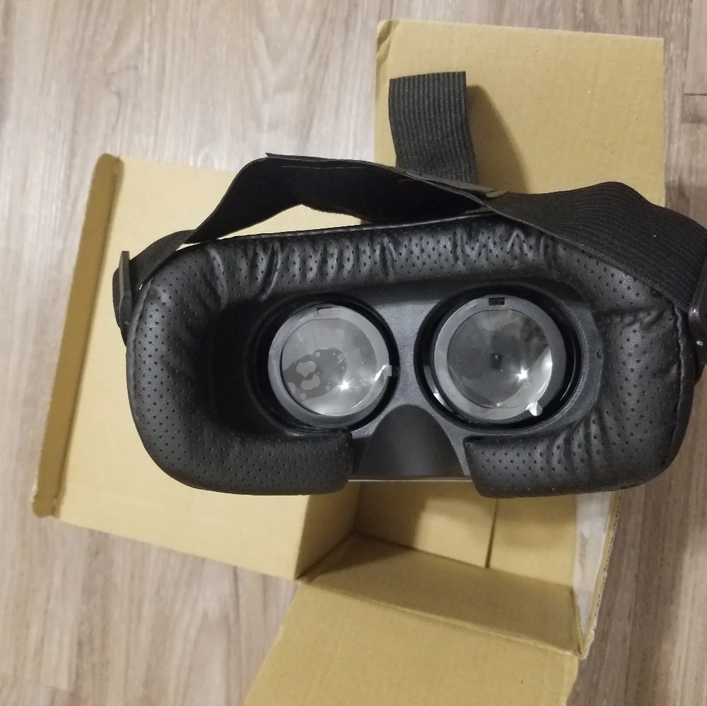 NWT VR BOX
